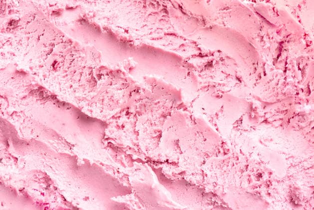 Erdbeerrosa-Eiscreme-Konsistenz Strawberry ice cream texture. Detailed berry pink icecream or sorbet as background. (License=RF) Copyright: xZoonar.com OksanaxBratanovax 24937997