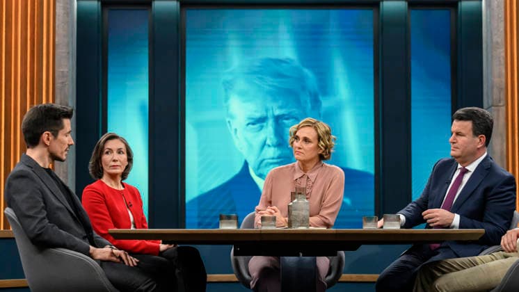 im Bild v.l.: Bojan Pancevski, Claudia Major, Caren Miosga, Hubertus Heil, GER, Berlin, Studio, zu Gast bei - Caren Miosga, Polittalk, TV, Format, mit Moderatorin, Das Erste, aus Adlershof - am Studio 20, Thema: USA gegen Iran - nicht unser Krieg, aber unser Problem? 26.04.2026 *** in the picture from l Bojan Pancevski, Claudia Major, Caren Miosga, Hubertus Heil, GER, Berlin, Studio, guest of Caren Miosga, Polittalk, TV, format, with presenter, Das Erste, from Adlershof at Studio 20, topic USA against Iran not our war, but our problem 26 04 2026 Copyright: HMBxMedia UwexKoch