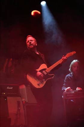 Kiefer Sutherland bei einem Konzert im Metropol in Berlin, 26. April 2026. Kiefer Sutherland Konzert Berlin