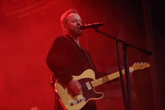 Kiefer Sutherland bei einem Konzert im Metropol in Berlin, 26. April 2026. Kiefer Sutherland Konzert Berlin