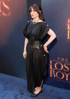 April 26, 2026, Bronx, New York, USA: Zooey Deschanel attends Lost Boys opening night on Broadway at Palace Theatre in New York, NY on April 26, 2026. Bronx USA  - ZUMAr339 20260426_znp_r339_116 Copyright: xLevxRadinx