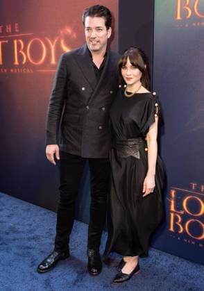 April 26, 2026, Bronx, New York, USA: Jonathan Scott and Zooey Deschanel attend Lost Boys opening night on Broadway at Palace Theatre in New York, NY on April 26, 2026. Bronx USA  - ZUMAr339 20260426_znp_r339_114 Copyright: xLevxRadinx