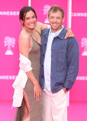 Thomas Ruyant and guest on the pink carpet at the 9th edition of Canneseries in Cannes April 26th, 2026 Denis Guignebourg Bestimage Celebrities on the pink carpet at the 9th edition of Canneseries in Cannes April 26th, 2026 Cannes France  Copyright: xDenisxGuignebourgx xBestimagexDenisxGuignebourgx xBestimagex