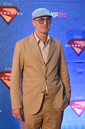 Supergirl Photocall in Mexico City Director Craig Gillespie poses for photos during the Supergirl photocall as part of the pop culture festival CCXP Comic Con Experience at Centro Banamex on April 26, 2026 in Mexico City, Mexico. (Photo by Carlos Tischler Eyepix Group) Copyright: xCarlosxTischler xEyepixxGroupx CT_26042026_182479