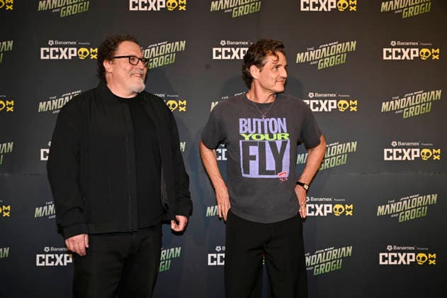 The Mandalorian and Grogu Photocall - CCXP Director Jon Favreau and actor Pedro Pascal pose for photos during The Mandalorian and Grogu photocall as part of the pop culture festival CCXP Comic Con Experience at Centro Banamex on April 26, 2026 in Mexico City, Mexico. (Photo by Carlos Tischler Eyepix Group) Copyright: xCarlosxTischler xEyepixxGroupx CT_26042026_182504