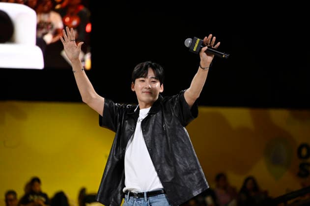 April 26, 2026, Mexico City, Ciudad de Mexico, Mexico: Kevin Woo sings during a conference at the pop culture festival CCXP Comic Con Experience at Centro Banamex on April 26, 2026 in Mexico City, Mexico. Mexico City Mexico  - ZUMAe321 20260426_zea_e321_130 Copyright: xCarlosxTischlerx
