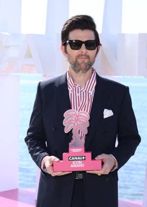 Adam Scott at a photocall on the Majestic beach during the 9th edition of the Canneseries festival in Cannes, April 27, 2026 Denis Guignebourg Bestimage Adam Scott at a photocall on the Majestic beach during the 9th edition of the Canneseries festival in Cannes, April 27, 2026 Cannes France  Copyright: xDenisxGuignebourgx xBestimagexDenisxGuignebourgx xBestimagex