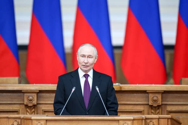 RUSSIA, ST PETERSBURG - APRIL 27, 2026: Russia s President Vladimir Putin addresses a meeting of the Council of Legislators of Russia at Tauride Palace. Peter Kovalev TASS  91769077