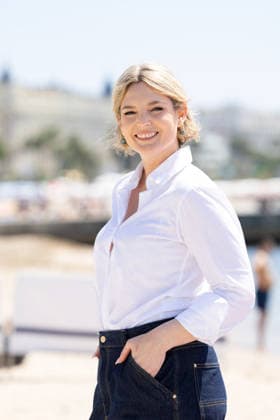 The 9th Canneseries International Festival - Jury Doc Photocall Léa Camilleri attend JURY DOC Photocall at the 9th Canneseries International Festival at Plage Du Majestic on April 27, 2026 in Cannes, France. Photo by ShootPix ABACAPRESS.COM Cannes France  Copyright: xShootpix ABACAx