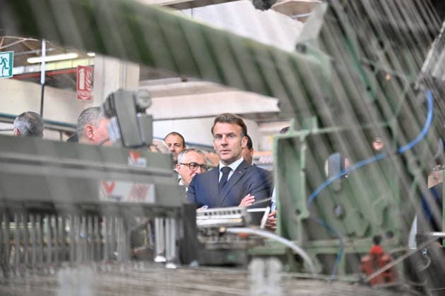 President Macron Visits Ariege - Occitanie Geotex Plant France s President Emmanuel Macron at the Occitanie Geotex plant, which will manufacture geotextiles for construction, roads, and agriculture using plant-based hemp fibers and wool produced in the region, in Laroque-d Olmes, south-western France, on April 27, 2026. Emmanuel Macron travels to south western France s Ariege department on April 27, 2026, a trip focused on reindustrialization and health, before a two-day visit to the microstate of Andorra of which his is also Co-Prince, where the sensitive issue of abortion will be discussed. Photo by Tomas Stevens ABACAPRESS.COM Laroque-d Olmes France  Copyright: xStevensxTomas ABACAx