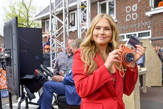 Dokkum, The Netherlands, 2026-04-27 11:37:04 DOKKUM, 27-04-2026 , Dokkum City Centre Princess Amalia during King s Day 2026 in Dokkum Photo: NLBEELD Patrick van Emst Credit: NL Beeld Patrick van Emst  Copyright: xx x