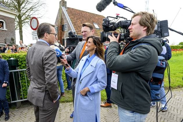 Dokkum, The Netherlands, 2026-04-27 13:00:59 DOKKUM, 27-04-2026 , Dokkum City Centre Princess Laurentien with Prince Constantijn in conversation with Sandra Schuurhof during King s Day 2026 in Dokkum Photo: NLBeeld POOL Micha Schoemaker Credit: NL Beeld Patrick van Emst  Copyright: xx x