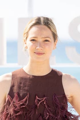This Is Not A Murder Mystery Photocall - The 9th Canneseries International Festival Lauren Versnick attends the This Is Not A Murder Mystery Photocall at the 9th Canneseries International Festival at Plage Du Majestic on April 27, 2026 in Cannes, France Photo by Shootpix ABACAPRESS.COM Cannes France  Copyright: xShootpix ABACAx