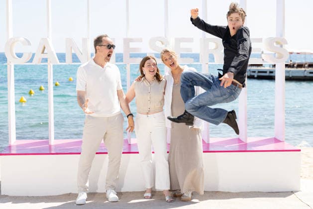 The 9th Canneseries International Festival - SUMMER OF 1985 Photocall Linus Rogsgard, Amy Deasismont, Bjorn Stein attends the SUMMER OF 1985 Photocall at the 9th Canneseries International Festival at Plage Du Majestic on April 27, 2026 in Cannes, France. Photo by ShootPix ABACAPRESS.COM Cannes France  Copyright: xShootpix ABACAx