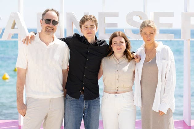 The 9th Canneseries International Festival - SUMMER OF 1985 Photocall Linus Rogsgard, Amy Deasismont, Bjorn Stein attends the SUMMER OF 1985 Photocall at the 9th Canneseries International Festival at Plage Du Majestic on April 27, 2026 in Cannes, France. Photo by ShootPix ABACAPRESS.COM Cannes France  Copyright: xShootpix ABACAx
