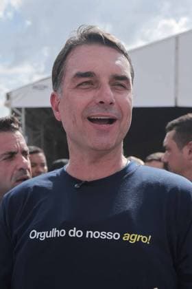 RECORD DATE NOT STATED Agrishow 2026 - Flavio Bolsonaro e Tarcisio de Freitas Ribeirao Preto (SP), April 27, 2026 - Agrishow 2026 - Flavio Bolsonaro and Tarcisio de Freitas visit Agrishow 2026, the largest agribusiness event taking place in Ribeirao Preto between April 27 and May 1, 2026. Flavio Bolsonaro and Tarcisio walk through the fair on Monday afternoon (27). IMAGO Andre Pera Sao Paulo Brasil Copyright: xAndrexPerax