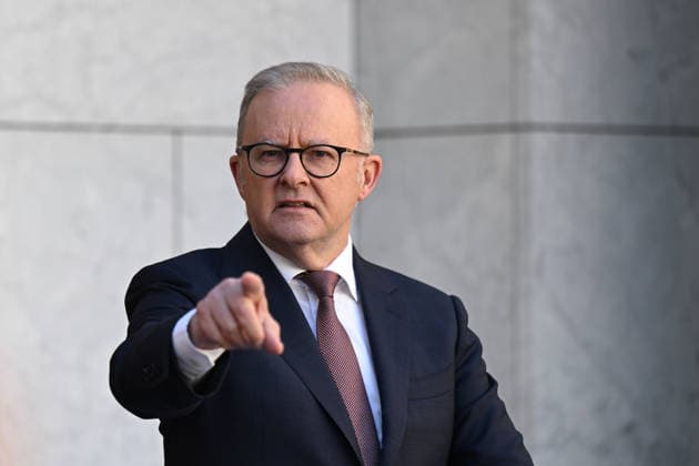 ANTHONY ALBANESE PRESSER, Australian Prime Minister Anthony Albanese speaks to the media during a press conference at Parliament House in Canberra, Tuesday, April 28, 2026. ( NO ARCHIVING Canberra Australian Capital Territory Australia  Copyright: xLUKASxCOCHx 20260428163894066195