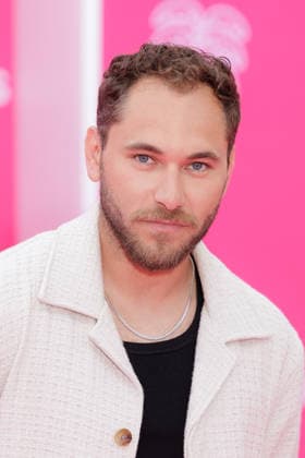 Pink Carpet - The 9th Canneseries International Festival - Day 5 Youcef Agal attends the Day Five of the 9th Canneseries International Festival on April 27, 2026 in Cannes, France. Photo by ShootPix ABACAPRESS.COM Cannes France  Copyright: xShootpix ABACAx