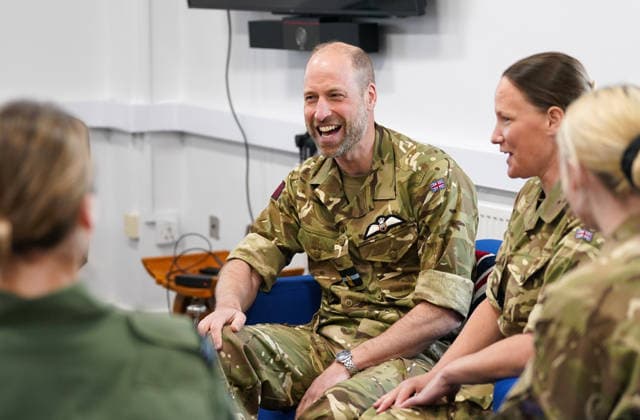 . 28 04 2026. Anglesey, United Kingdom. Prince William during a visit to RAF Valley on the island of Anglesey in Wales, United Kingdom.  xPoolx xi-Imagesx IIM-26741-0011