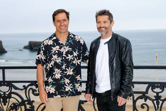 Peyo Lizarazu and his brother, Bixente Lizarazu Photocall for the Chanel Cruise Collection 2026 2027 fashion show on the terrace of the Biarritz Municipal Casino, April 28, 2026 Olivier Borde Bestimage Photocall for the Chanel Cruise Collection 2026 2027 fashion show on the terrace of the Biarritz Municipal Casino, April 28, 2026 Biarritz France  Copyright: xOLIVIERxBORDEx xBESTIMAGExOLIVIERxBORDEx xBESTIMAGEx