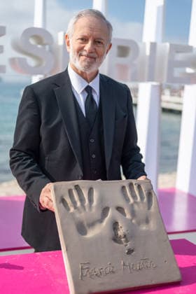 Francis Huster seen for handprinting during the Zodiaque photocall in Hotel Majestic Beach during 9th CanneSeries festival in Cannes, France on April 28, 2026 Photo by Loran Mafar Starface 455461 2026 04 28 Cannes France  Copyright: xLoranxMafarx xStarfacex STAR_455461_016