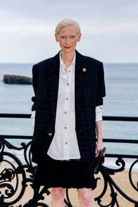 Tilda Swinton at the second photocall for the Chanel Cruise Collection 2026 2027 fashion show on the terrace of the Biarritz Municipal Casino, on April 28, 2026 Biarritz France Olivier Borde Bestimage Photocall for the Chanel Cruise Collection 2026 2027 fashion show on the terrace of the Biarritz Municipal Casino, on April 28, 2026 Biarritz France  Copyright: xOLIVIERxBORDEx xBESTIMAGExOLIVIERxBORDEx xBESTIMAGEx
