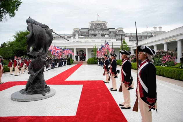 April 28, 2026, Washington, District Of Columbia, USA: Troops perform during a state arrival ceremony in the Rose Garden of the White House in Washington, DC, USA, on April 28, 2026 Washington USA - ZUMAs152 20260428_faa_s152_090 Copyright: xYurixGripasx-xPoolxviaxCNPx