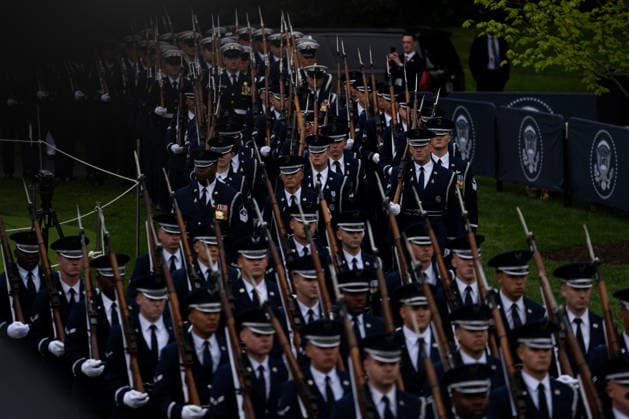 Military honor guards prepare for a state visit arrival ceremony in honor of Britain s King Charles III at the White House in Washington DC on Tuesday, April 28, 2026. The king is on a four-day state visit to the U.S. and will stop in New York and Washington, where he will meet with U.S. officials and deliver an address to Congress.  WAX20260428896 AllisonxRobberts