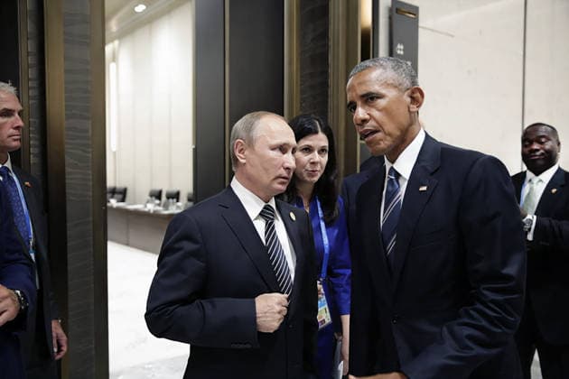 U.S. President Barack Obama talking with President Vladimir Putin of Russia following their meeting on the sidelines of the G20 Summit, Hangzhou International Expo Center, Hangzhou, China, Pete Souza, Office of White House Photography, September 5, 2016  Copyright: xCircaxImagesx ghi-circa14241