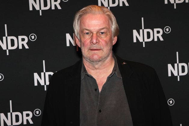 Max Herbrechter bei der Premiere vom ARD Doku Film UDO Rebell. Rockstar. Ikone (ab 10. Mai 2026 in der ARD Mediathek) am 28.04.2026 in die Astor Filmlounge in Hamburg Max Herbrechter at the premiere of the ARD documentary film UDO Rebel. Rockstar. Icon (available in the ARD Mediathek from May 10, 2026) on April 28, 2026 at the Astor Film Lounge in Hamburg, Germany Lindenbergs UDO Rebell. Rockstar. Ikone. ARD Filmdoku Premiere in Hamburg