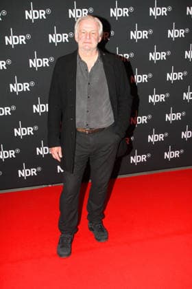 Max Herbrechter bei der Premiere vom ARD Doku Film UDO Rebell. Rockstar. Ikone (ab 10. Mai 2026 in der ARD Mediathek) am 28.04.2026 in die Astor Filmlounge in Hamburg Max Herbrechter at the premiere of the ARD documentary film UDO Rebel. Rockstar. Icon (available in the ARD Mediathek from May 10, 2026) on April 28, 2026 at the Astor Film Lounge in Hamburg, Germany Lindenbergs UDO Rebell. Rockstar. Ikone. ARD Filmdoku Premiere in Hamburg