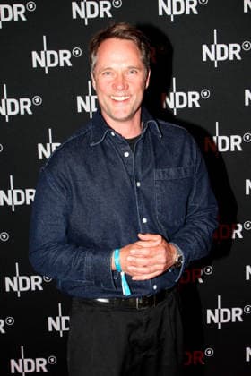 Matthias Schloo bei der Premiere vom ARD Doku Film UDO Rebell. Rockstar. Ikone (ab 10. Mai 2026 in der ARD Mediathek) am 28.04.2026 in die Astor Filmlounge in Hamburg Matthias Schloo at the premiere of the ARD documentary film UDO Rebel. Rockstar. Icon (available in the ARD Mediathek from May 10, 2026) on April 28, 2026 at the Astor Film Lounge in Hamburg, Germany Lindenbergs UDO Rebell. Rockstar. Ikone. ARD Filmdoku Premiere in Hamburg