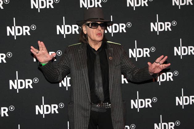 Udo Lindenberg bei der Premiere vom ARD Doku Film UDO Rebell. Rockstar. Ikone (ab 10. Mai 2026 in der ARD Mediathek) am 28.04.2026 in die Astor Filmlounge in Hamburg Udo Lindenberg at the premiere of the ARD documentary film UDO Rebel. Rockstar. Icon (available in the ARD Mediathek from May 10, 2026) on April 28, 2026 at the Astor Film Lounge in Hamburg, Germany Lindenbergs UDO Rebell. Rockstar. Ikone. ARD Filmdoku Premiere in Hamburg