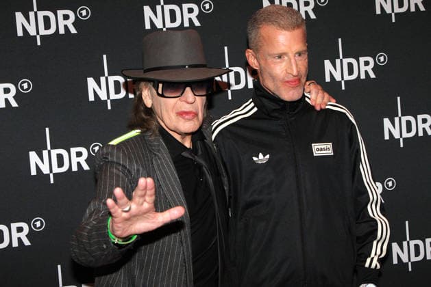 Udo Lindenberg und Benjamin von Stuckrad-Barre bei der Premiere vom ARD Doku Film UDO Rebell. Rockstar. Ikone (ab 10. Mai 2026 in der ARD Mediathek) am 28.04.2026 in die Astor Filmlounge in Hamburg Udo Lindenberg and Benjamin von Stuckrad-Barre at the premiere of the ARD documentary film UDO Rebel. Rockstar. Icon (available in the ARD Mediathek from May 10, 2026) on April 28, 2026 at the Astor Film Lounge in Hamburg, Germany Lindenbergs UDO Rebell. Rockstar. Ikone. ARD Filmdoku Premiere in Hamburg