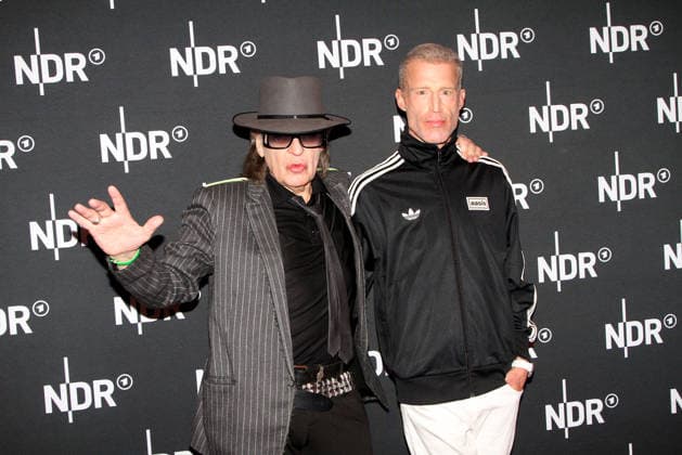 Udo Lindenberg und Benjamin von Stuckrad-Barre bei der Premiere vom ARD Doku Film UDO Rebell. Rockstar. Ikone (ab 10. Mai 2026 in der ARD Mediathek) am 28.04.2026 in die Astor Filmlounge in Hamburg Udo Lindenberg and Benjamin von Stuckrad-Barre at the premiere of the ARD documentary film UDO Rebel. Rockstar. Icon (available in the ARD Mediathek from May 10, 2026) on April 28, 2026 at the Astor Film Lounge in Hamburg, Germany Lindenbergs UDO Rebell. Rockstar. Ikone. ARD Filmdoku Premiere in Hamburg