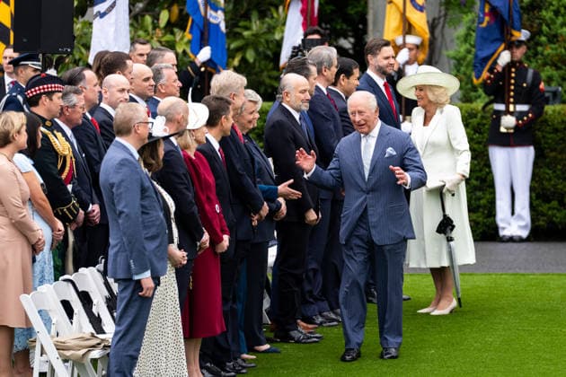 Trumps Welcome King Charles III and Queen Camilla WASHINGTON, DC - APRIL 28: King Charles III of the United Kingdom of Great Britain and Northern Ireland smiles at UK ambassador to the US Christian Turner at the White House on Tuesday, April 28, 2026 in Washington, DC, USA. Credit: Allison Robbert Pool via CNP Washington District of Columbia United States of America EDITORIAL USE ONLY  Copyright: xx AdMediax admphotostwo985472
