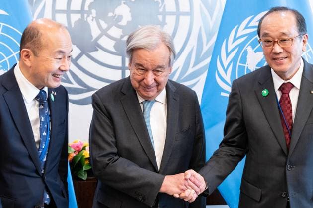 News Bilder des Tages #2 April 28, 2026, Bronx, New York, USA: Secretary-General meets with the Mayors for Peace Delegation Kazumi Matsui of Hiroshima and Shiro Suzuki of Nagasaki at UN Headquarters in New York, NY on April 28, 2026. Bronx USA - ZUMAr339 20260428_znp_r339_064 Copyright: xLevxRadinx