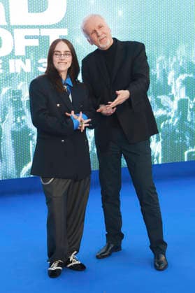 Billie Eilish und James Cameron bei der Premiere des 3D-Konzertfilms Billie Eilish - Hit Me Hard and Soft: The Tour im Odeon Luxe Leicester Square. London, 28.04.2026