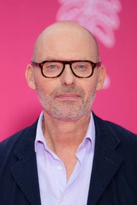 The 9th Canneseries International Festival - Pink Carpet - Closing Ceremony Hugo Blick attends the pink carpet ahead of the closing ceremony of the 9th edition of the Cannes International Series Festival (Canneseries) in Cannes, southern France, on April 28, 2026. Photo by ShootPix ABACAPRESS.COM Nice Provence-Alpes-Cote d Azur France  Copyright: xShootpix ABACAx