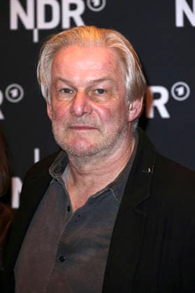 Max Herbrechter bei der Premiere des ARD-Dokumentarfilms Udo! Rebell. Rockstar. Ikone. in der Astor Filmlounge Hafencity. Hamburg, 28.04.2026