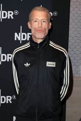 Benjamin von Stuckrad-Barre bei der Premiere des ARD-Dokumentarfilms Udo! Rebell. Rockstar. Ikone. in der Astor Filmlounge Hafencity. Hamburg, 28.04.2026