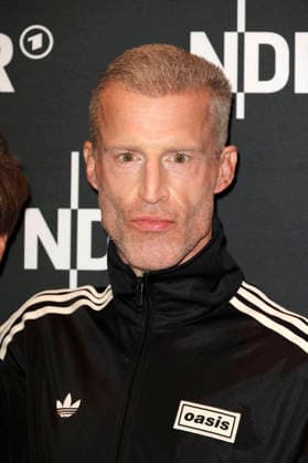 Benjamin von Stuckrad-Barre bei der Premiere des ARD-Dokumentarfilms Udo! Rebell. Rockstar. Ikone. in der Astor Filmlounge Hafencity. Hamburg, 28.04.2026