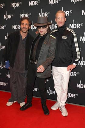 Max Giesinger, Udo Lindenberg und Benjamin von Stuckrad-Barre bei der Premiere des ARD-Dokumentarfilms Udo! Rebell. Rockstar. Ikone. in der Astor Filmlounge Hafencity. Hamburg, 28.04.2026