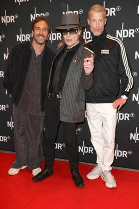 Max Giesinger, Udo Lindenberg und Benjamin von Stuckrad-Barre bei der Premiere des ARD-Dokumentarfilms Udo! Rebell. Rockstar. Ikone. in der Astor Filmlounge Hafencity. Hamburg, 28.04.2026