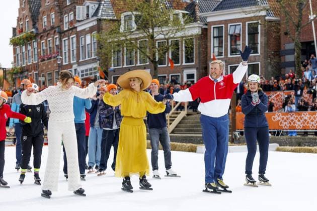 Dokkum, The Netherlands, 2026-04-27 12:17:19 DOKKUM, 27-04-2026 , Dokkum City Centre Queen Maxima and King Willem Alexander with Princess Ariane ice skating during King s Day 2026 in Dokkum Photo: NLBeeld Patrick van Emst Credit: NL Beeld Patrick van Emst  Copyright: xx x