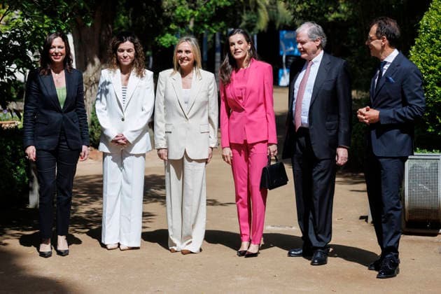 Queen Letizia presides over the proclamation of the Princess of Girona Art Award 2026 in Granada Queen Letizia 3d on her arrival at the proclamation ceremony of the Princess of Girona Art Award 2026 accompanied by the president of the Princess of Girona Foundation, Francisco Belil Creixell 2d and the mayoress of Granada, Marifrán Carazo 3i On April 29, 2026 in Granada, Andalusia Spain Queen Letizia presided over the ceremony to proclaim the Princess of Girona Art 2026 Award, as part of the fourth stage of the Talent Tour This award recognizes the career of young creators who, through their leadership, commitment and creativity, develop artistic and cultural projects with a positive impact on society 29 APRIL 2026 Álex Cá Granada, Andalusia  Copyright: xÃlexxCamarax 7483052