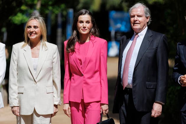 Queen Letizia presides in Granada the proclamation of the Princess of Girona Art Award 2026 Queen Letizia c on her arrival at the ceremony of proclamation of the Princess of Girona Art Award 2026 accompanied by the president of the Princess of Girona Foundation, Francisco Belil Creixell d and the mayor of Granada, Marifrán Carazo i A April 29, 2026 in Granada, Andalusia Spain Queen Letizia presided over the ceremony to proclaim the Princess of Girona Art 2026 Award, as part of the fourth stage of the Talent Tour This award recognizes the career of young creators who, through their leadership, commitment and creativity, develop artistic and cultural projects with a positive impact on society 29 APRIL 2026 Álex Cá Granada, Andalusia Granada,  Copyright: xÃlexxCamarax 7483047