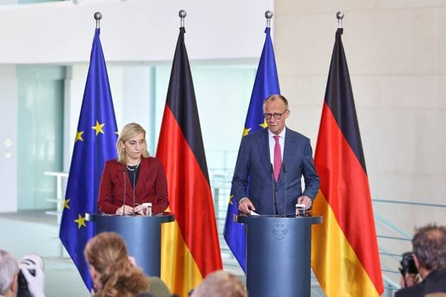 Berlin, Deutschland, 29.04.2026: Bundeskanzleramt: Pressekonferenz nach Beschluss der Gesundheitsreform im Bundeskabinett: Bundesministerin für Gesundheit Nina Warken (CDU) und Bundeskanzler Friedrich Merz (CDU) *** Berlin, Germany, 29 04 2026 Federal Chancellery Press conference following the Federal Cabinets decision on healthcare reform Federal Minister of Health Nina Warken CDU and Federal Chancellor Friedrich Merz CDU Copyright: xdtsxNachrichtenagenturx dts_117140
