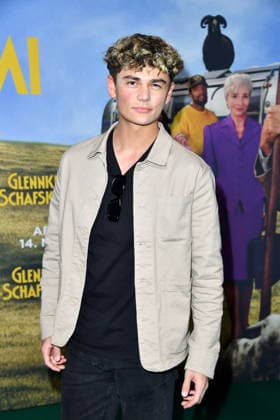 RECORD DATE NOT STATED Premiere GLENNKILL: EIN SCHAFSKRIMI Benni Kalcher bei der Premiere GLENNKILL: EIN SCHAFSKRIMI im Kino in der KulturBrauerei in Berlin am 28.04.2026 Copyright: xEventpressxBerndtx