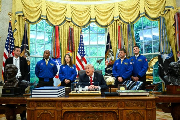 NASA Administrator Jared Isaacman, Artemis II pilot Victor Glover, mission specialist Christina Koch, commander Reid Wisema and mission specialist Jeremy Hansen (L to R) meet with President Trump in the Oval Office of the White House in Washington DC on Wednesday, April 29, 2026.  WAX20260429905 GraemexSloan